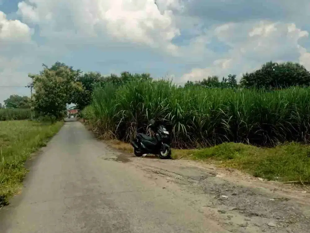 DIJUAL TANAH ZONA MERAH POLOKARTO SUKOHARJO  15 MENIT SOLO KOTA