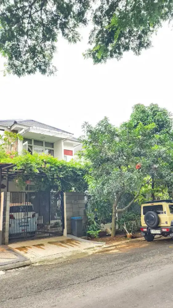 Rumah termurah siap huni ada swimming pool di metland cakung