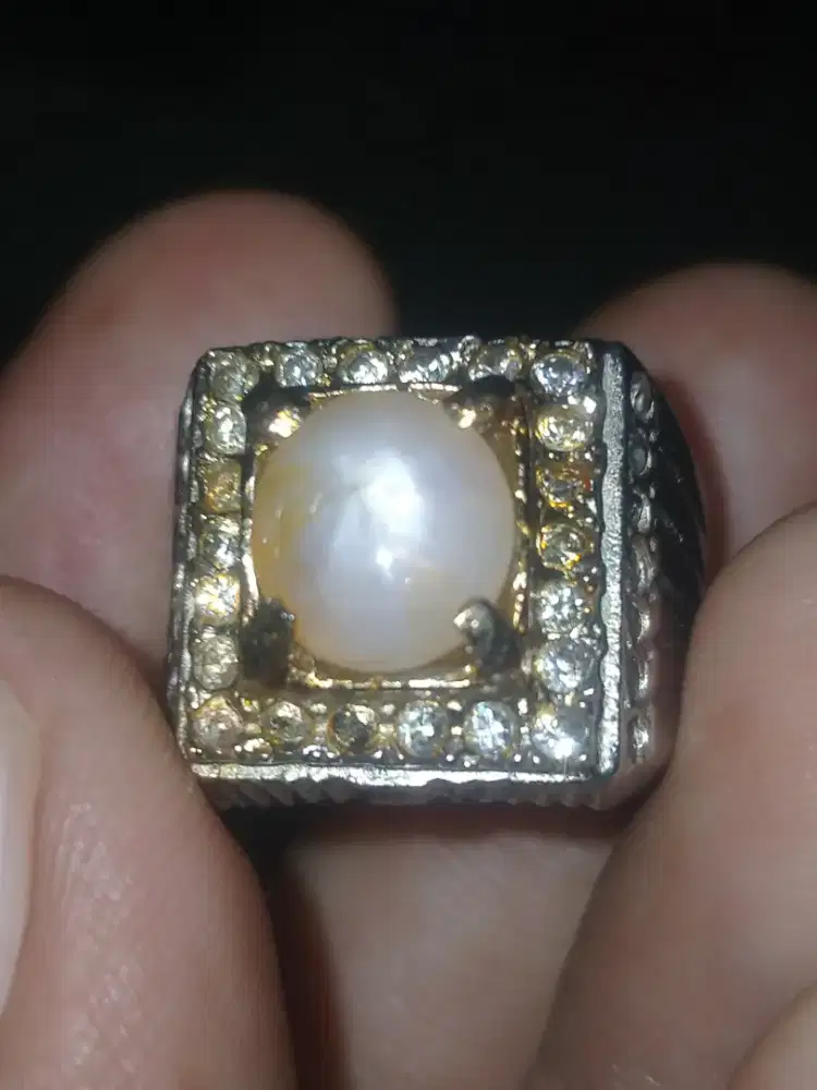 Di jual white star sapphire ceylon