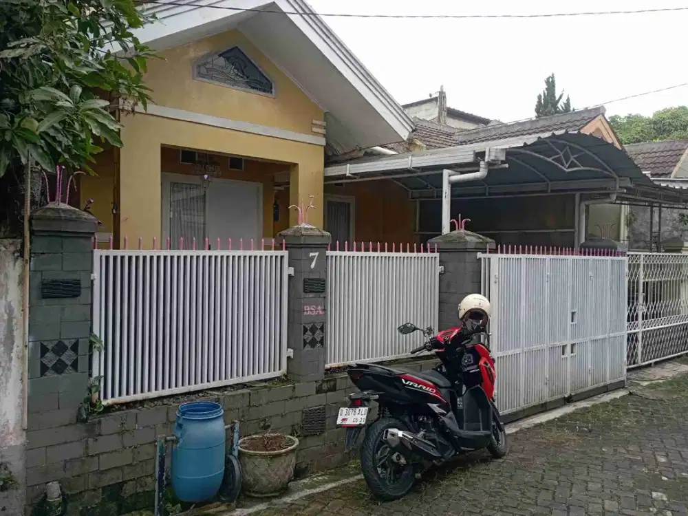 Rumah Disewakan H. Gofur Komplek Bumi Siliwangi Asri
