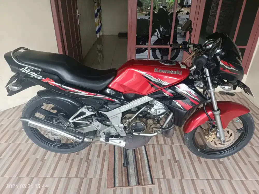 Kawasaki Ninja R