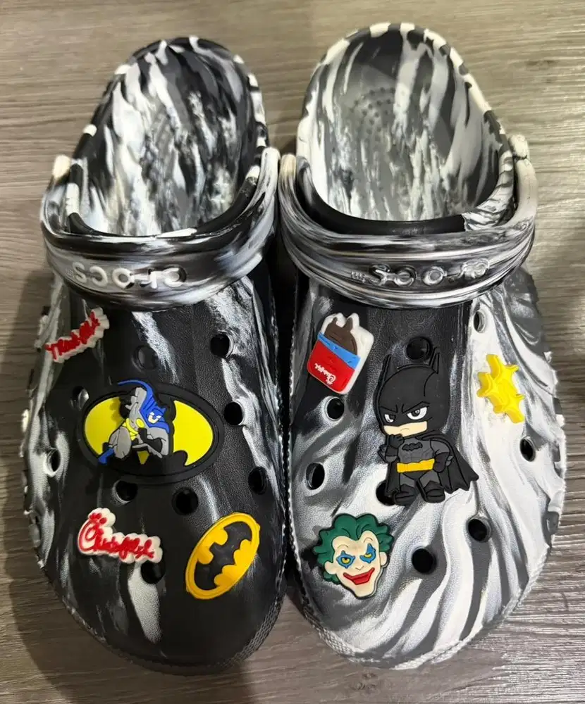 Crocs Marble Hitam 43-44 (M11)