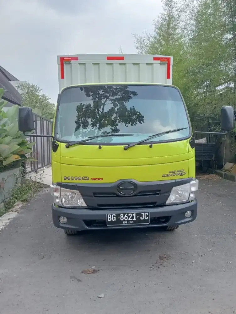 ISTIMEWA ! HINO DUTRO SD 2016 ENGKEL STANDAR BOX JUMBO