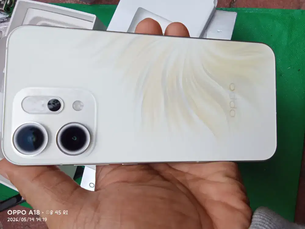 Oppo Reno 14 5G 12/256 99.99% Baru