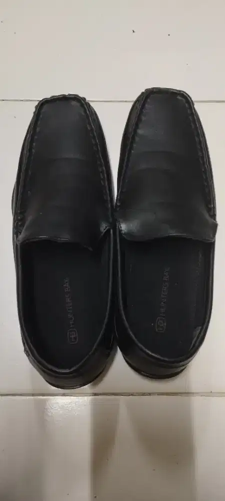 sepatu merk hunter's bay