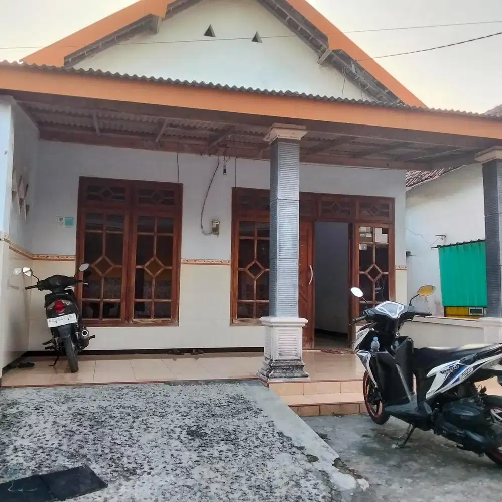 Dijual Rumah dekat Simpang Lima Gumul