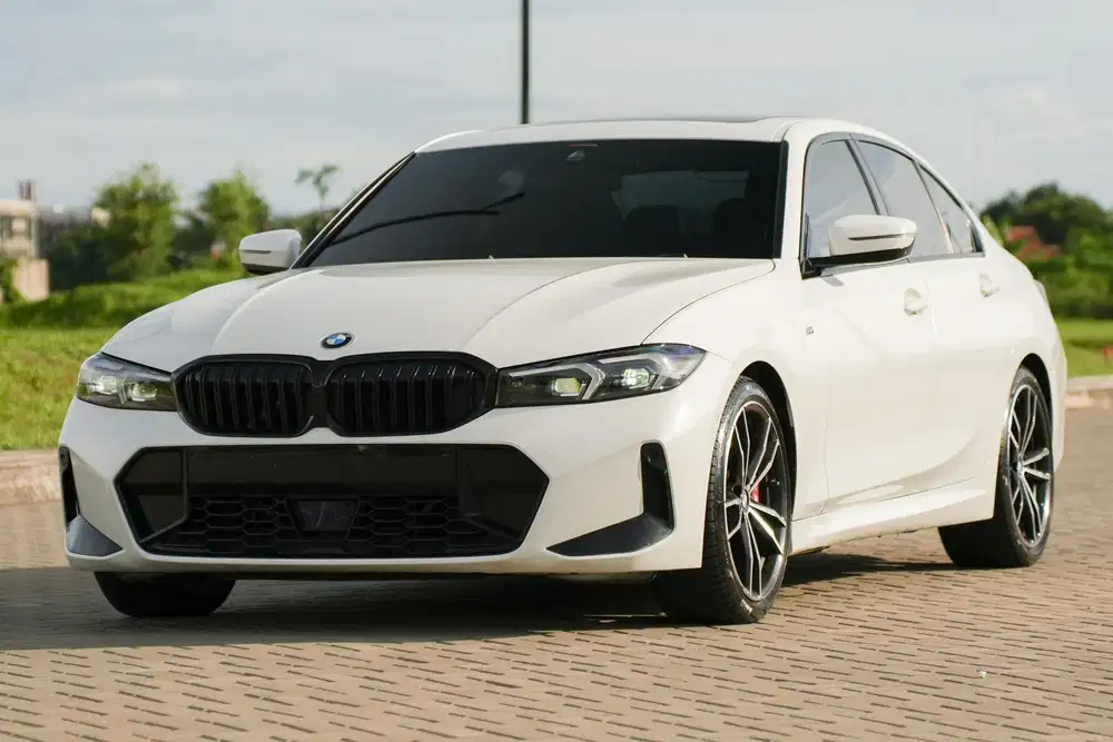 Menang Bnyk! BMW 330i M-Sport LCI Facelift 2024 White 320i c200 x1