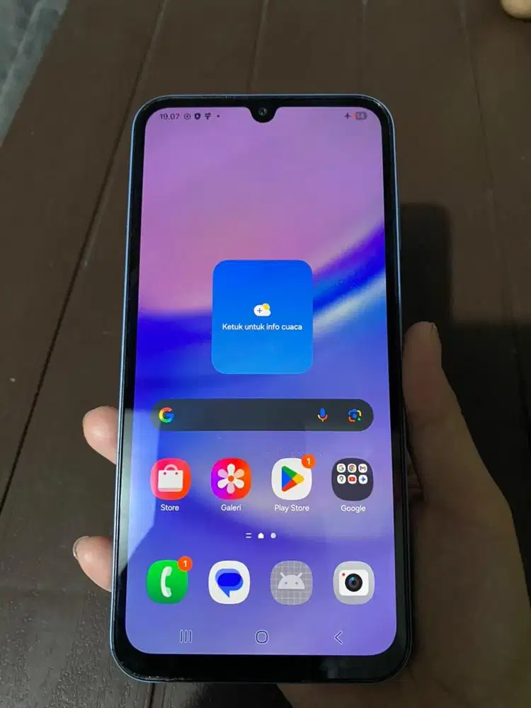 Samsung Galaxy A15 8/128 nego
