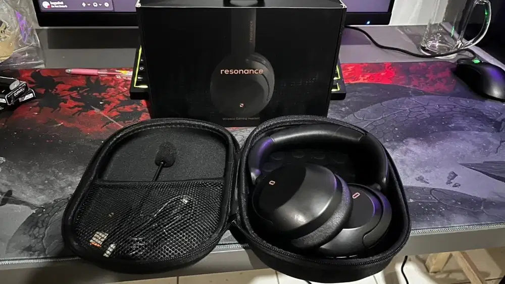 Noir Resonance Wireless Gaming Headset
