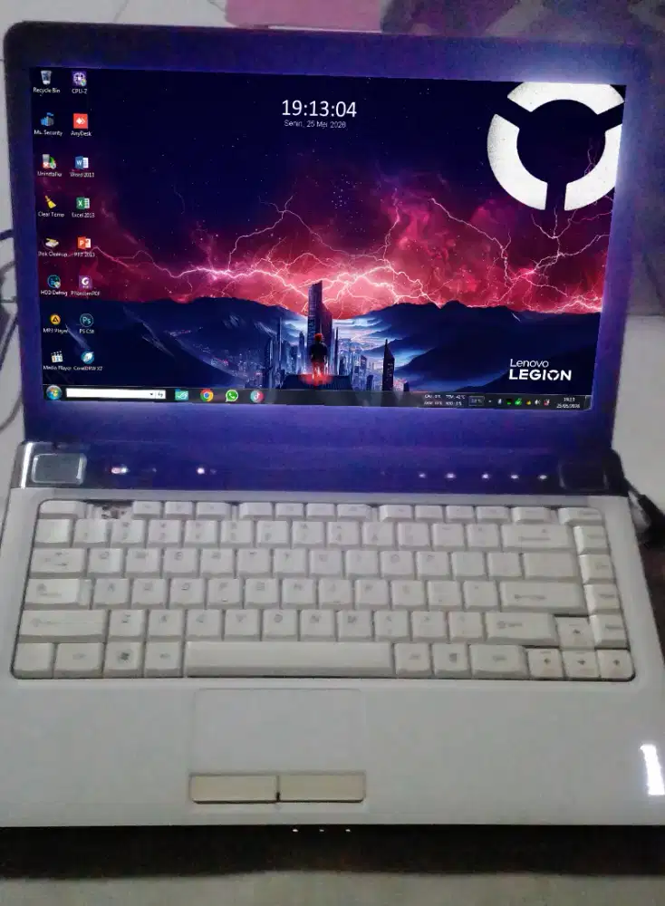 Laptop Lenovo Ideapad Y450 Joss Siap Pakai