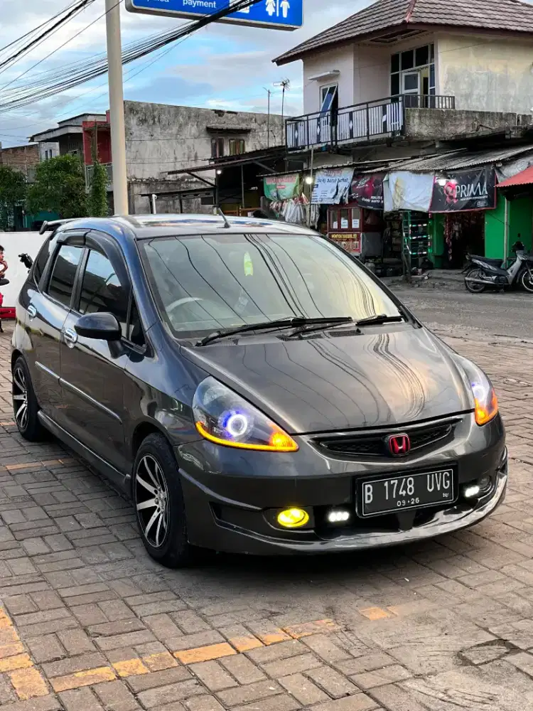 HONDA JAZZ 2004 AT