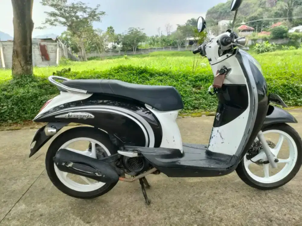 Motor Honda Scoopy 2010 Mulus