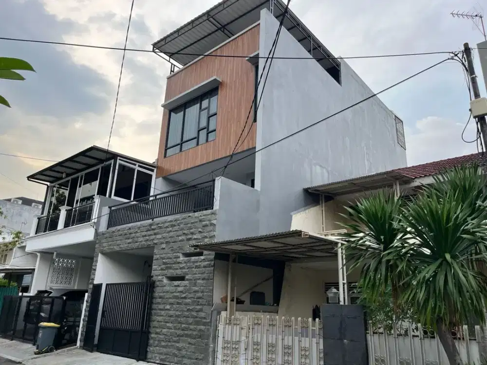Rumah brand new di janur asri V,siap pakai,semi furnished,4 lantai,lingkungan tenang,one gate system,jln 3 mobil
