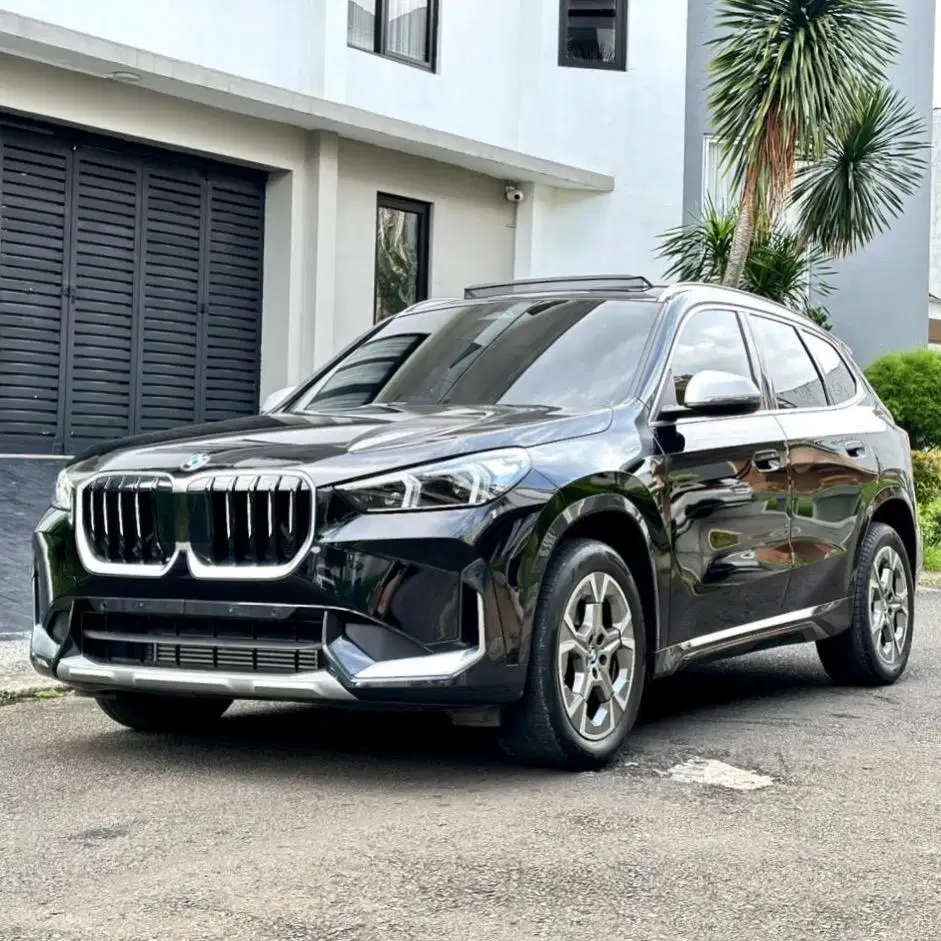 (CASH) BMW X1 U11 2023