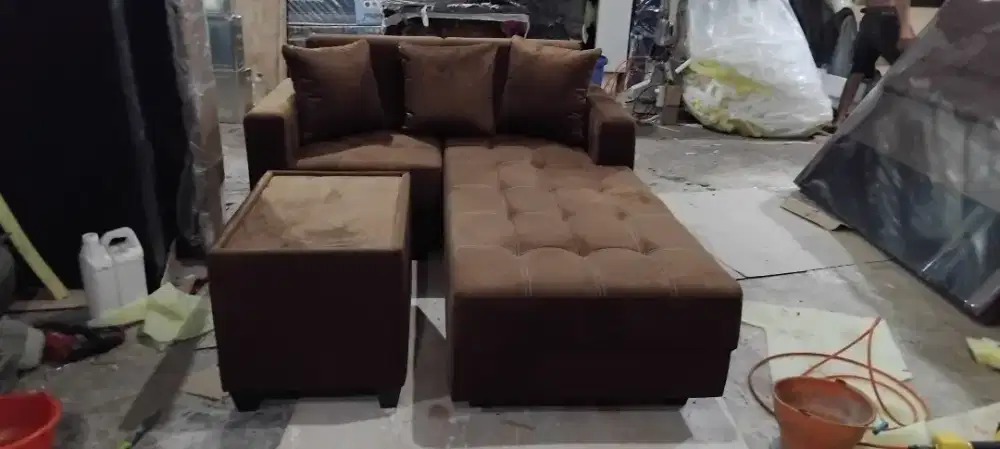 Sofa model selonjor