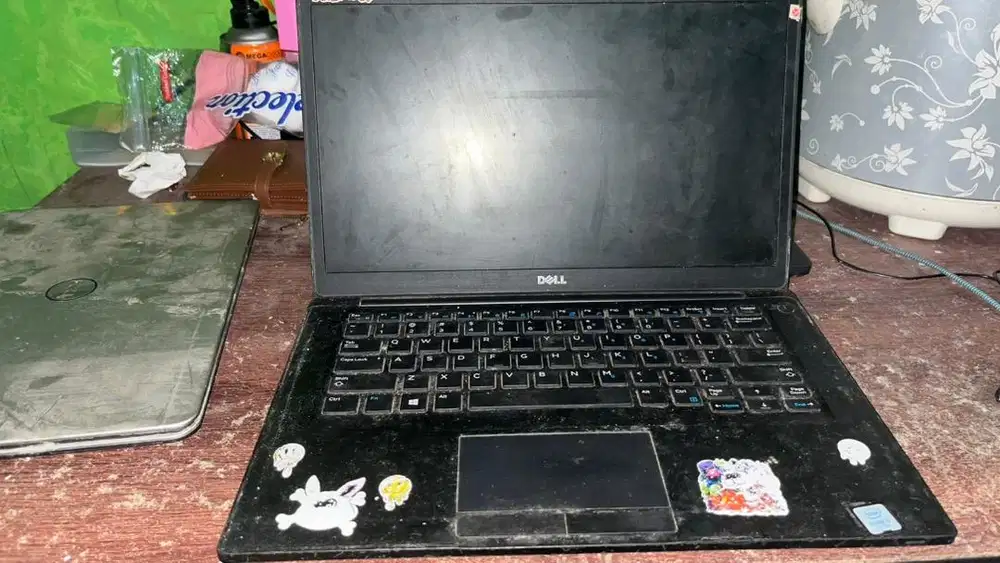 Dell Latitude 7490 core i5 Gen 8 - mati total tiba-tiba