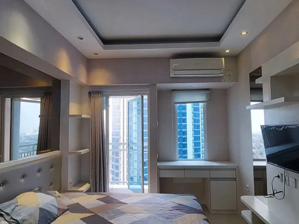 Disewakan Apartemen Orchard Studio LT16 Full Furnish View City and Pool Connect Pakuwon Mall Surabaya Barat
