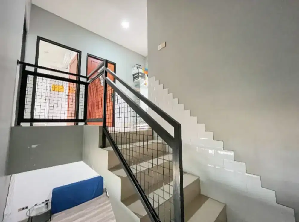 Di jual  townhouse calantha cinere  limo cluster