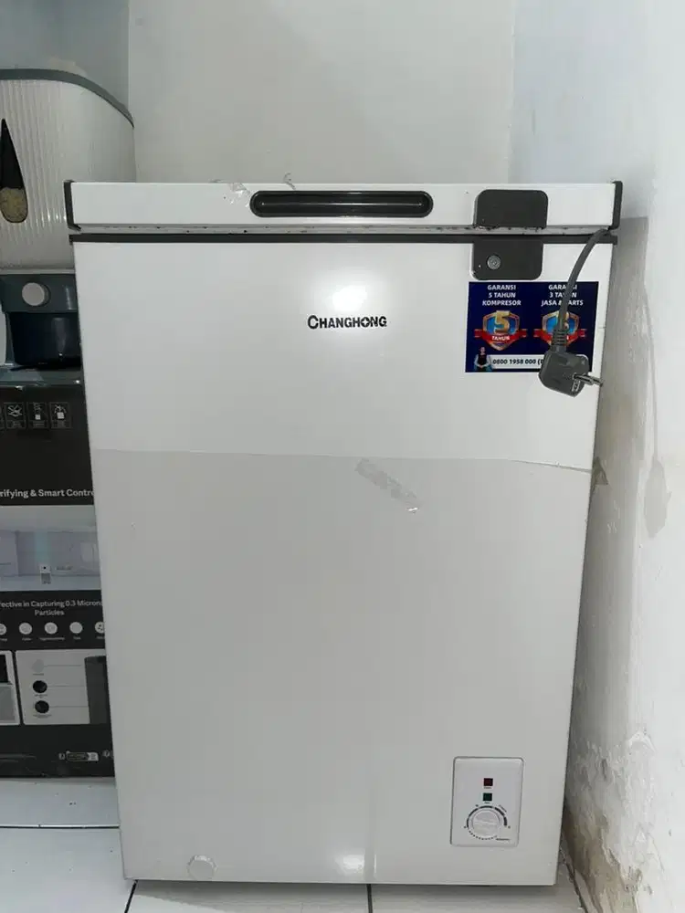 Dijual cepat changhong chest freezer 110L