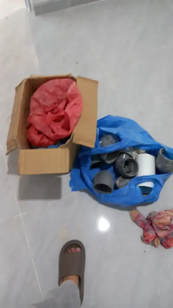 Jual bahan bangunan bekas