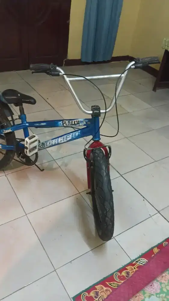 Sepeda bmx race fasifik almunium ban 20 tinggal goes jual murah saja