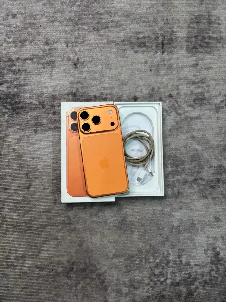 iPhone 17 Pro 256GB Cosmic Orange Garansi ON Resmi iBox
