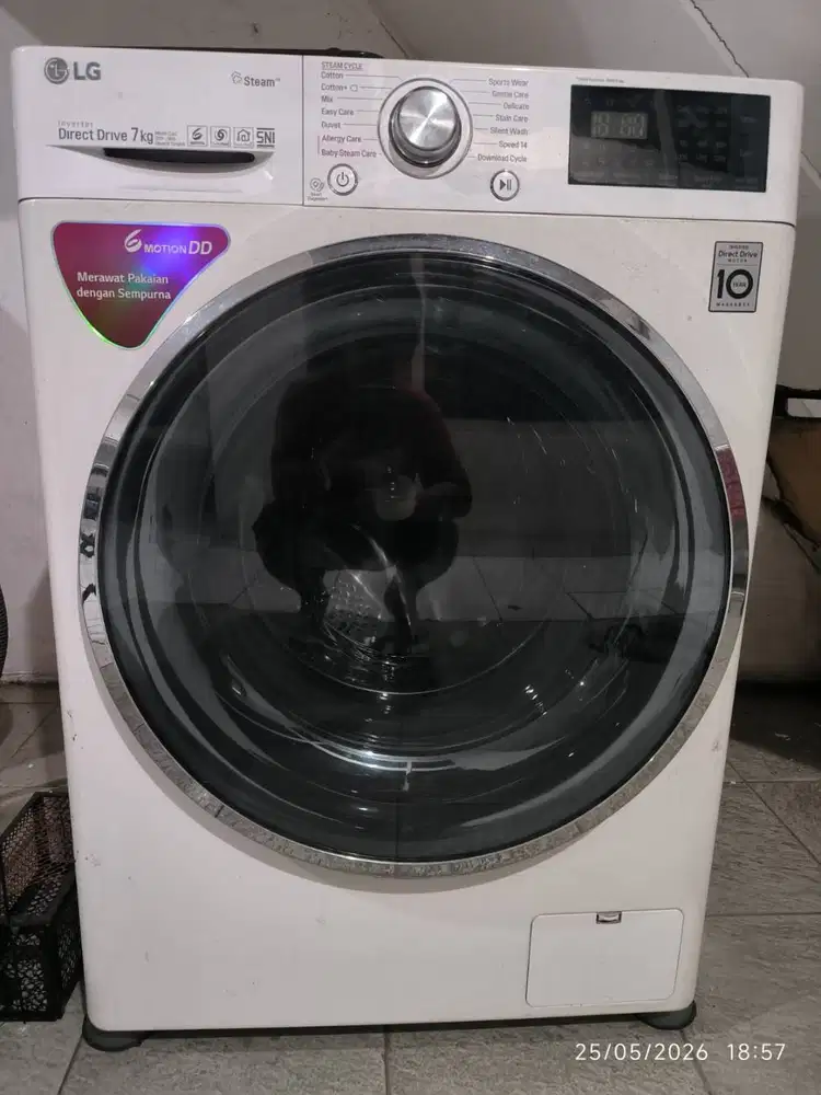 Mesin Cuci LG FC1207S3W front loading 7kg Inverter Direct Drive +Steam