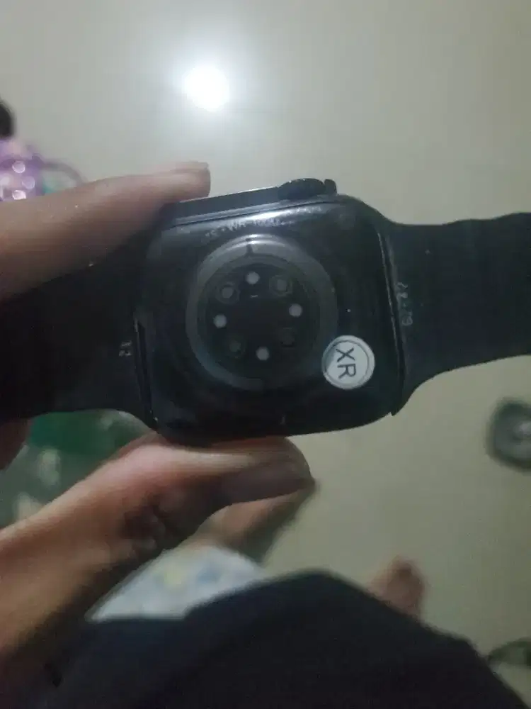 Jam tangan smartwatch
