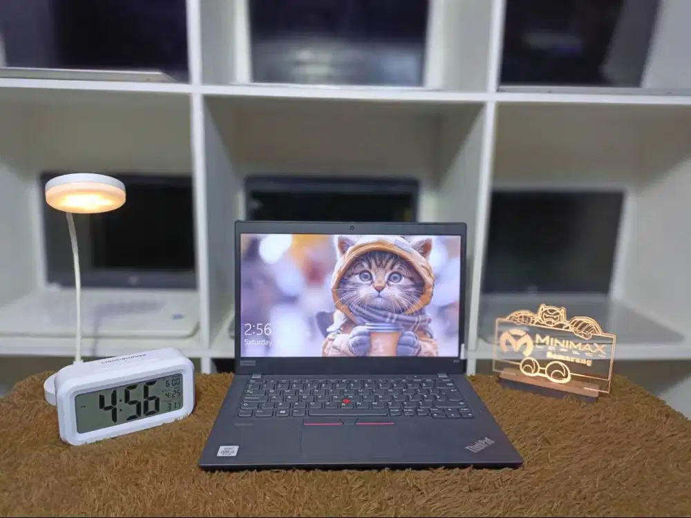 Thinkpad X13 core  i3 gen 10 ram 8gb SSD  128GB windows 10 ori