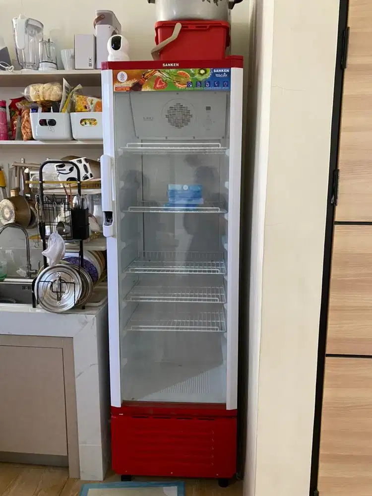 Chiller Showcase / Kulkas