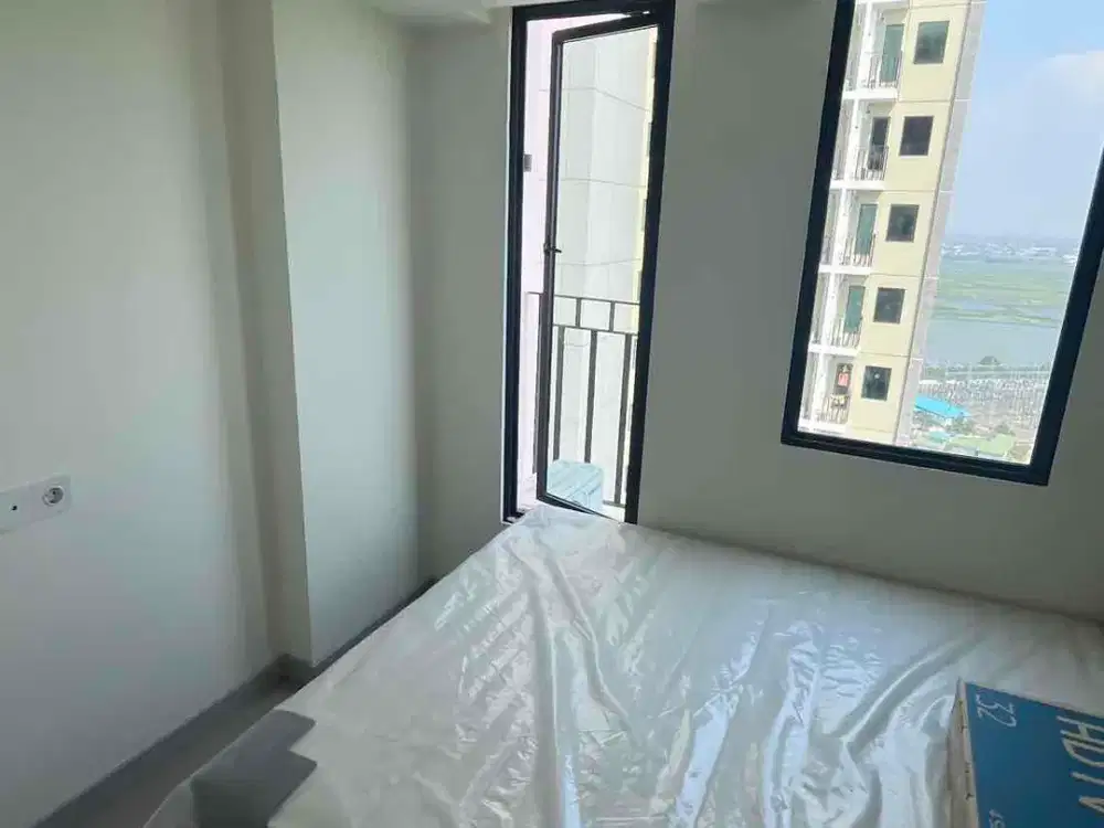 Dijual apartemen osaka riverview pik2 studio furnish 170jt all in