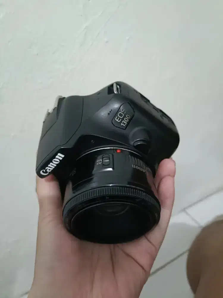 CANON 1300D LENSA FIX 50MM F1.8