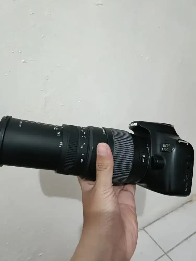 CANON 1300D LENSA TELE 70-300MM