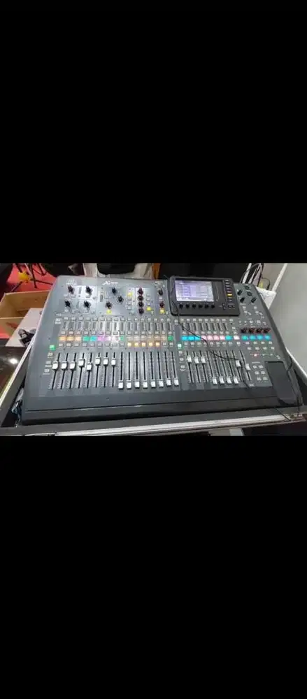 mixer Behringer X32
