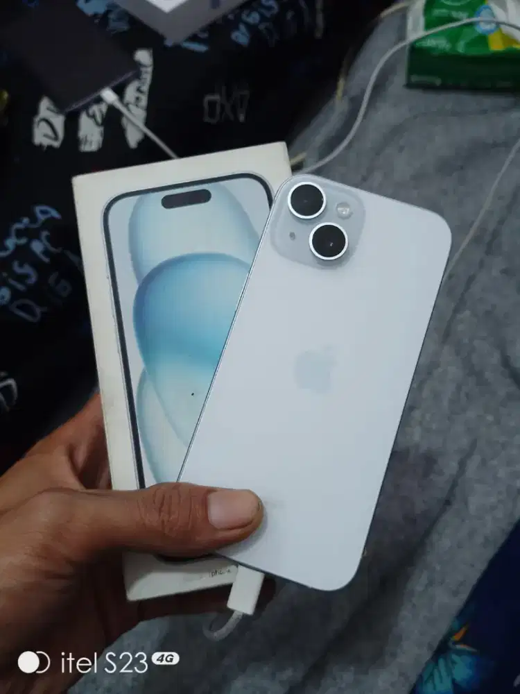 IPHONE 15 IBOX FULLSET 128GB BH 100 CC RENDAH GARANSI ON