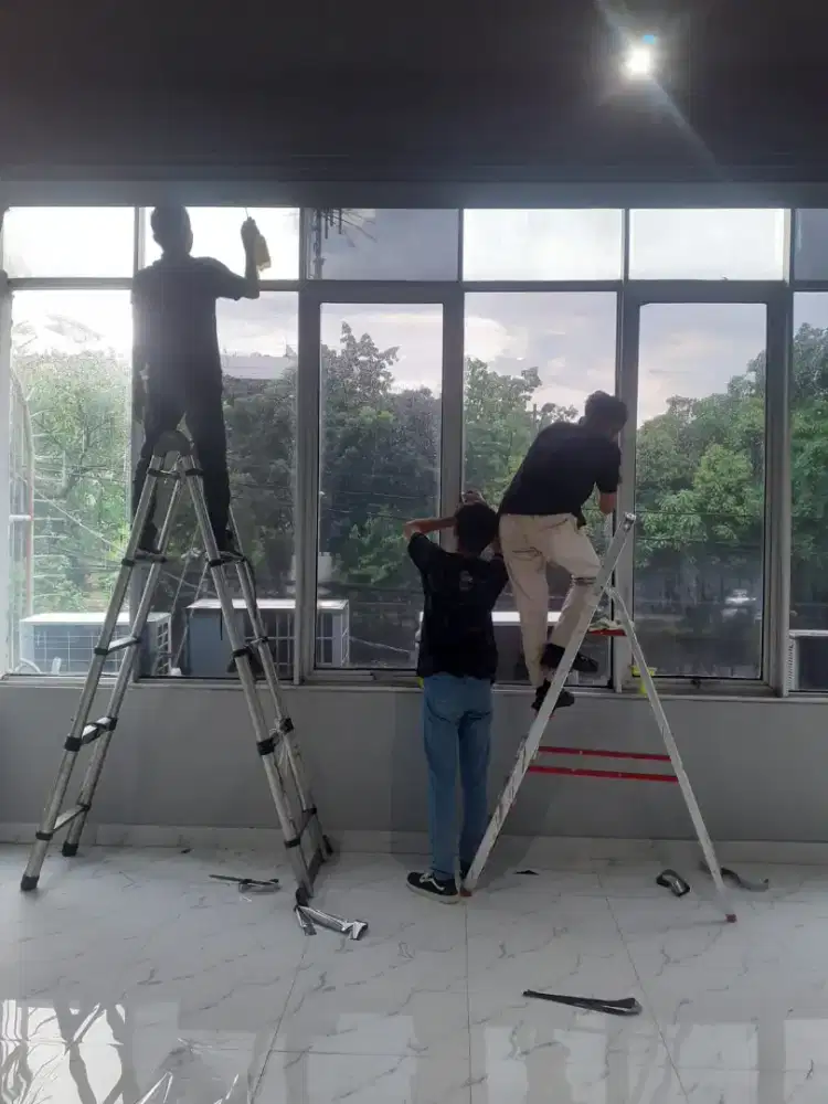 Jasa pasang sticker kaca film
