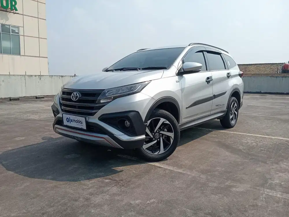 TDP 1 JUTA Toyota Rush 1.5 S Bensin-AT 2021 Silver CFNEF