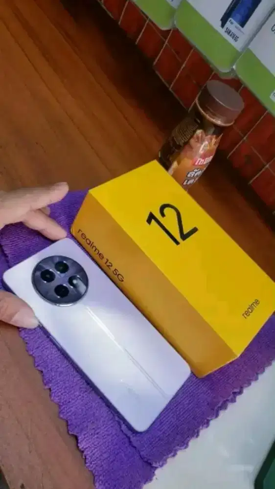 Realme 12 5g like new ram 8/256