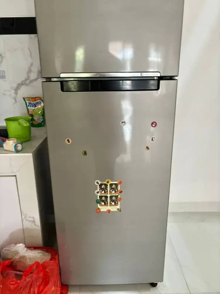 Dijual Kulkas Samsung Digital Inverter