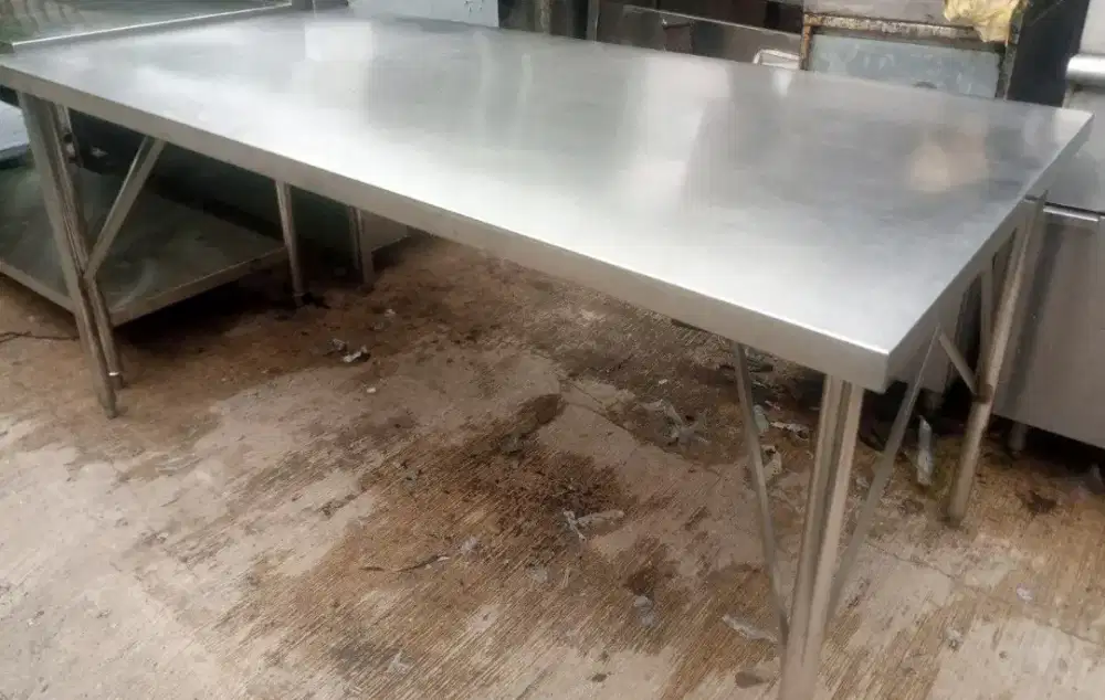 Meja Stainless 1 Susun – Kokoh dan Ideal untuk Kebutuhan Dapur Usaha