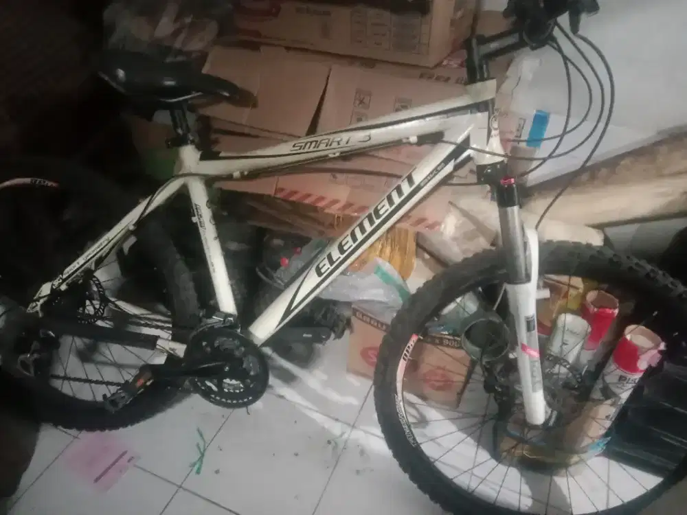 Sepeda gunung MTB