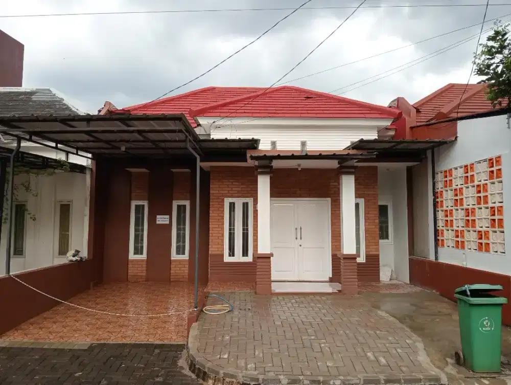 Disewakan rumah baru renovasi