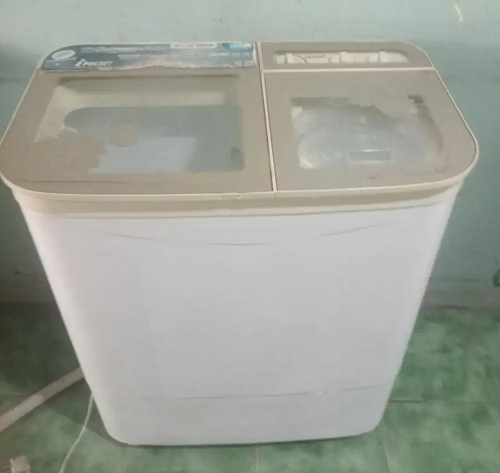 Di jual mesin cuci merk Akari kapasitas 8 kg siap pakai