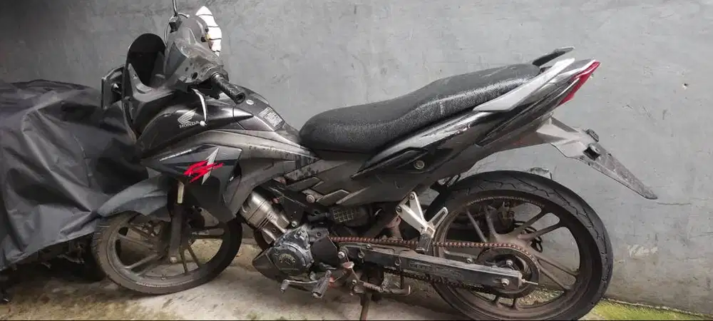 JUAL AJA HONDA CS1 2012