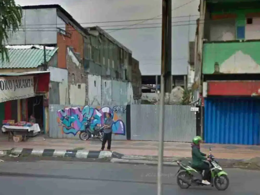 Tanah Kosong pinggir Jalan Raya dekat Tugu Muda Semarang