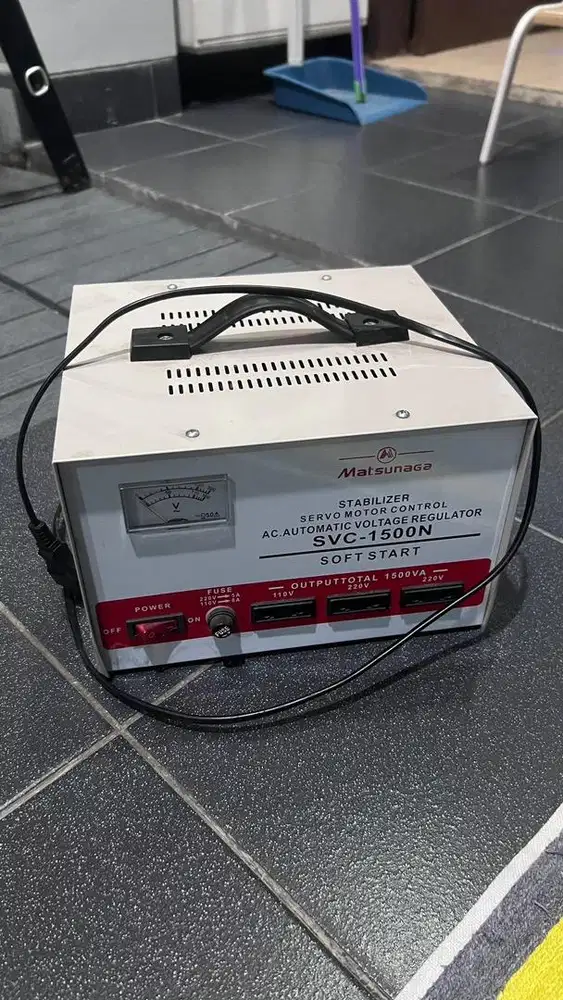 Stabilizer 1500 watt merk matsunaga