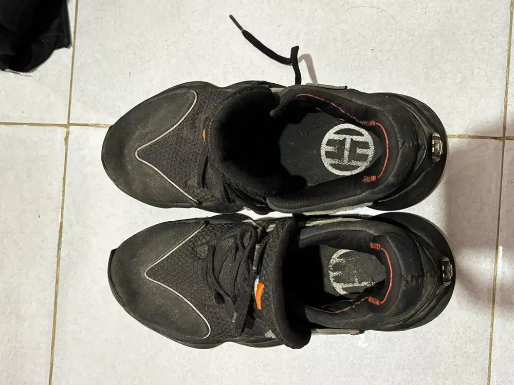 Sepatu sport Basket & jogging