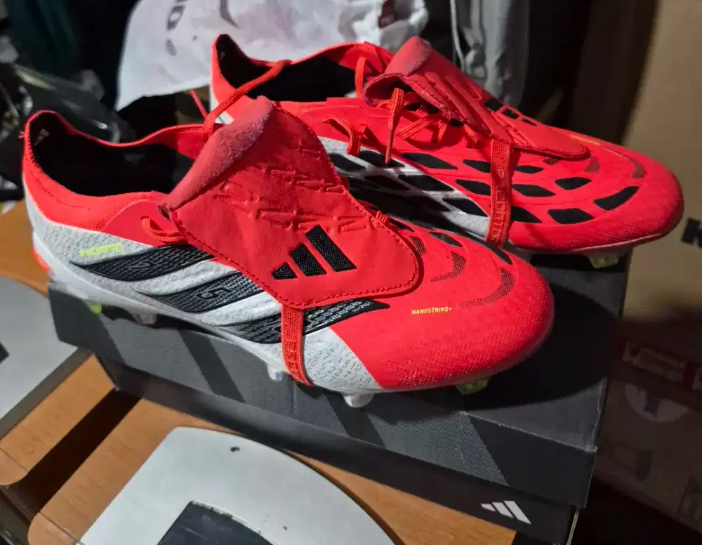 Predator 26 FG merah_putih
