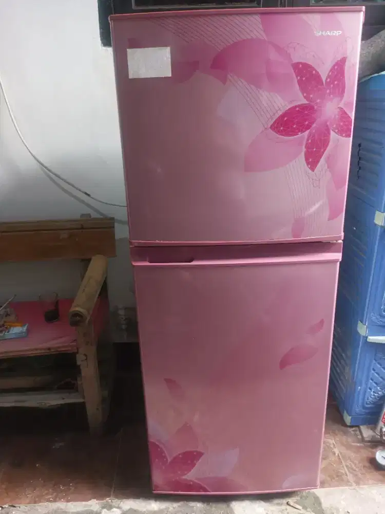 Kulkas sharf 2 pintu