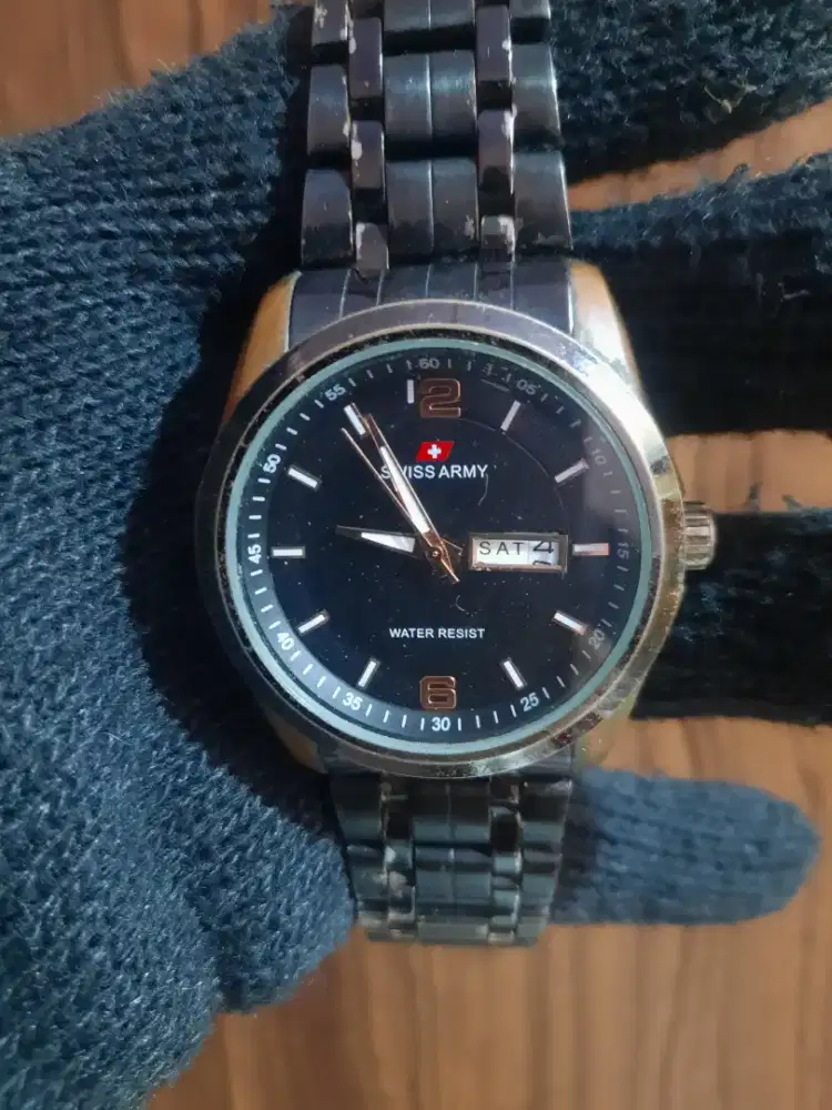Jam bekas swiss army +skmy
